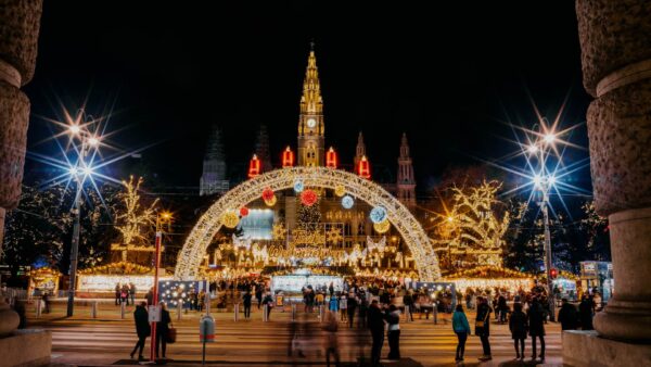 Mercado Navideño del Ayuntamiento de Viena. Copyright: Wien Tourismus / Julia