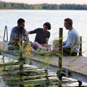 Picinic en los lagos. Foto: Tarvainen / Visit North Karelia